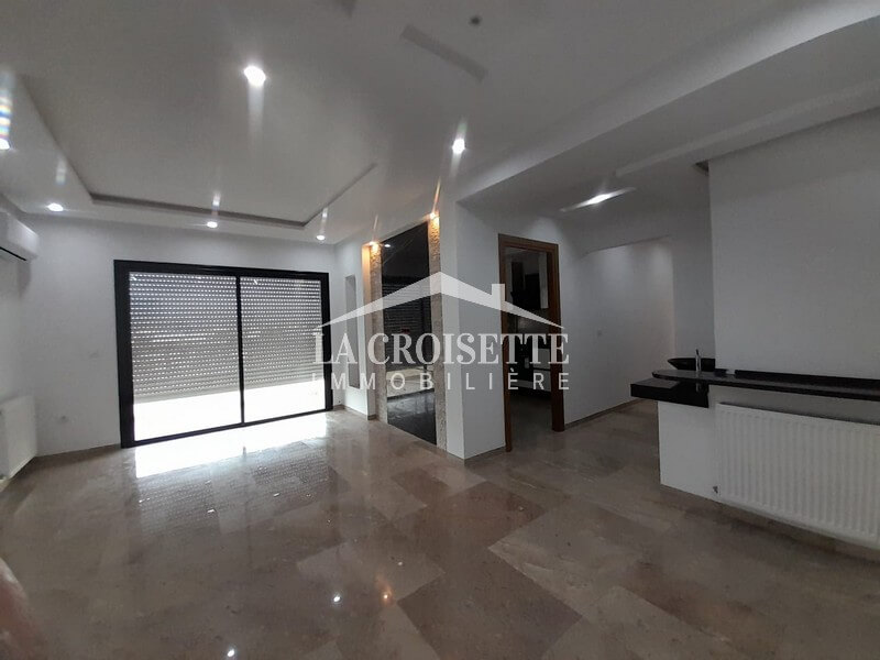 Appartement S+3 à La Soukra